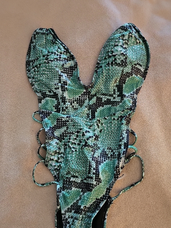 SHEIN Other - Green Snakeskin One-Piece Swimsuit